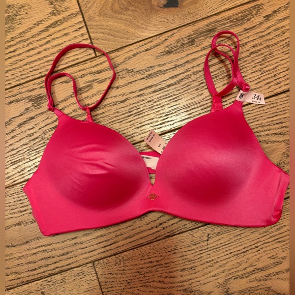 NWT Victoria secret bra - Picture 2 of 4